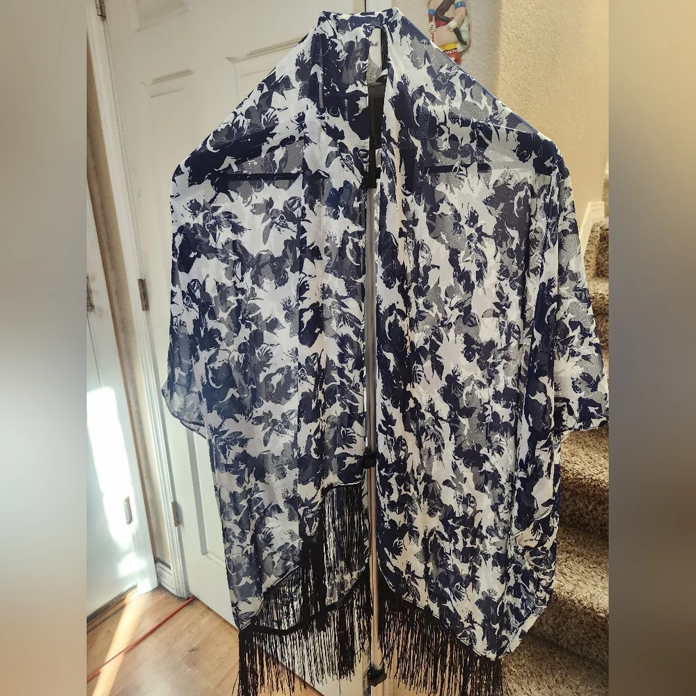 Floral Fringe Floral Shawl- Blue and White - Picture 2 of 4